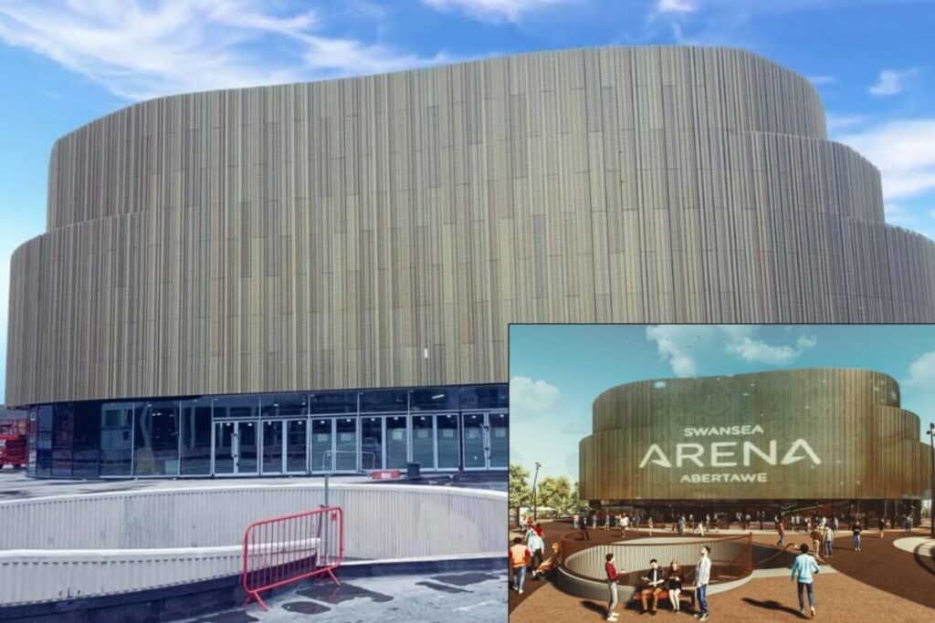 Arena gold panels